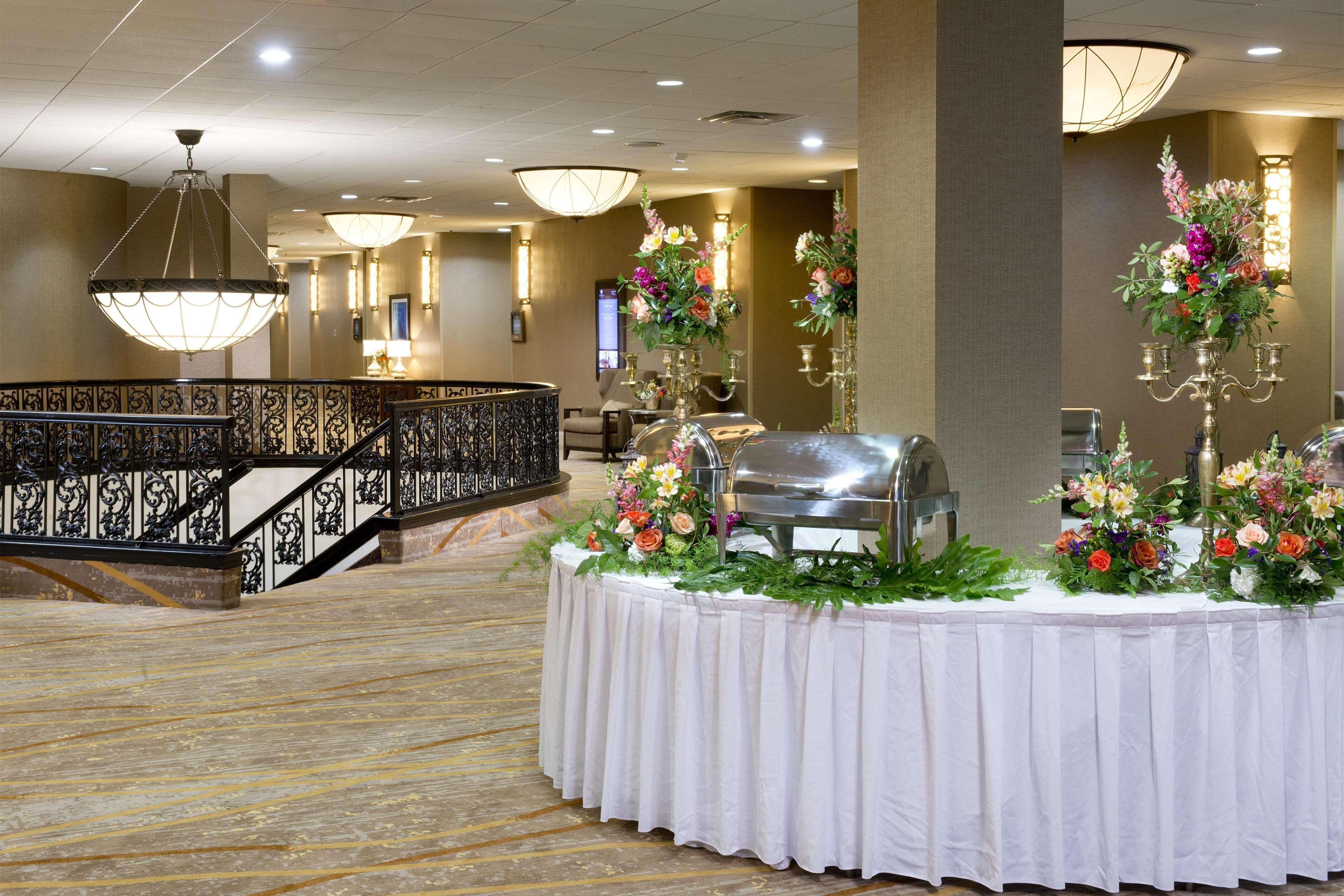 Doubletree By Hilton Lafayette Hotel Exterior foto